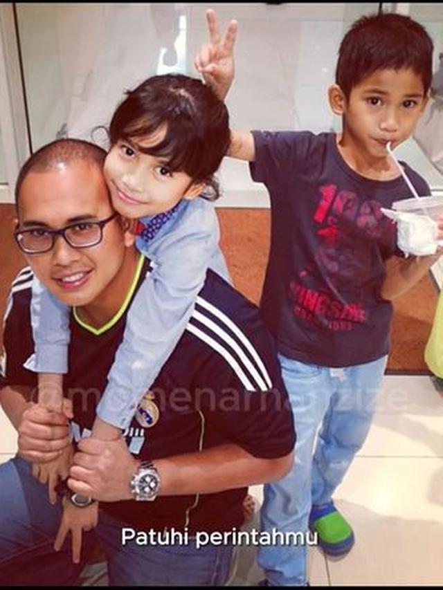 6 Foto Lawas Azizah Salsha Kecil Bersama Ayahnya, Andre Rosiade Muda Curi Perhatian