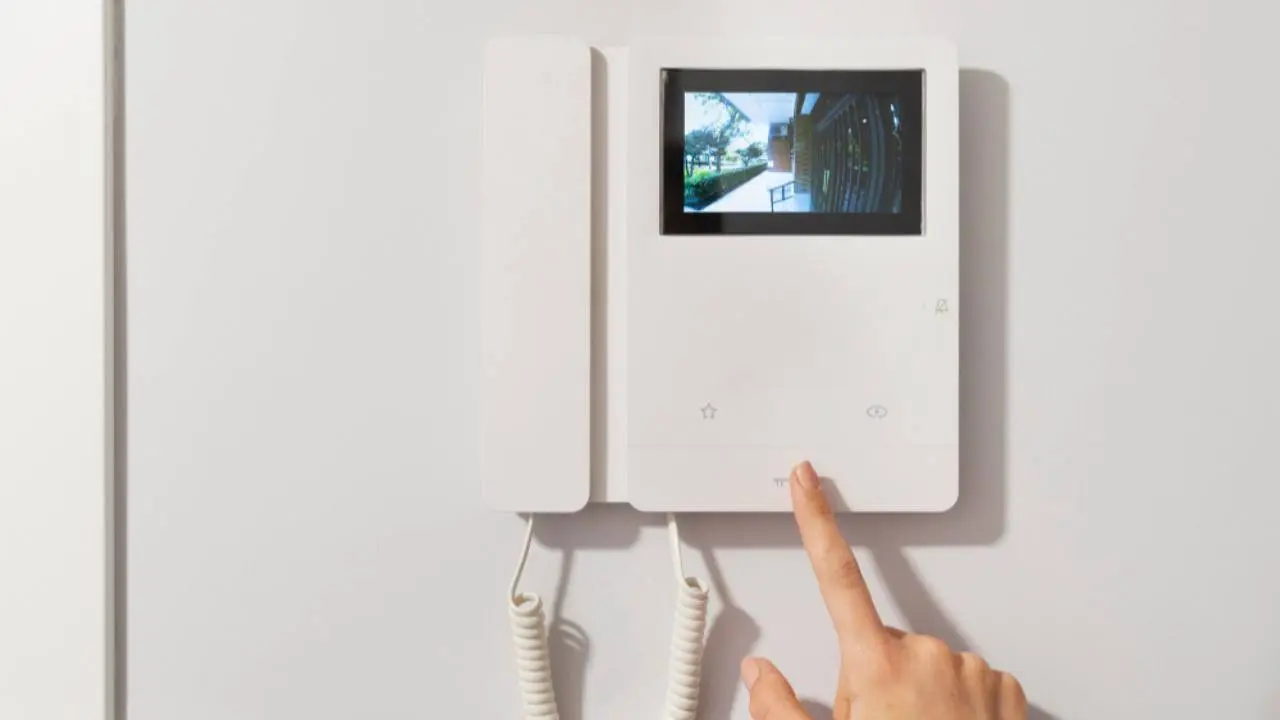 Smart Door Bell Terbaik yang Praktis untuk Memantau Tamu yang Datang Saat Lebaran