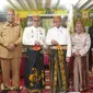 Ketua Majelis Syura PKS Dr Salim Segaf Aljufri mendapatkan gelar I Waliuddin Karaeng Manaba dari Kekaraengan (Kerajaaan) Marusu di Istana Balla' Lampoa Maros, Sulawesi Selatan. (Liputan6.com/Istimewa)