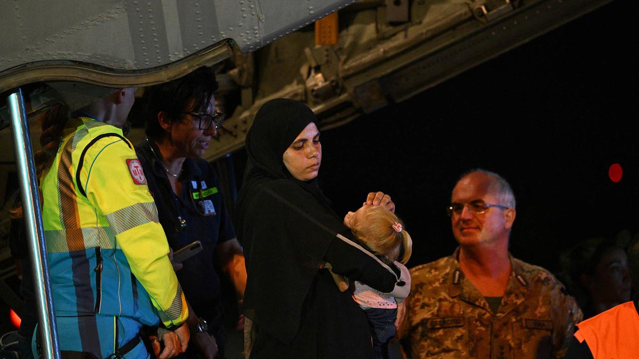 FOTO: Italia Evakuasi Ratusan Warga Gaza, Termasuk 30 Anak untuk Perawatan Medis