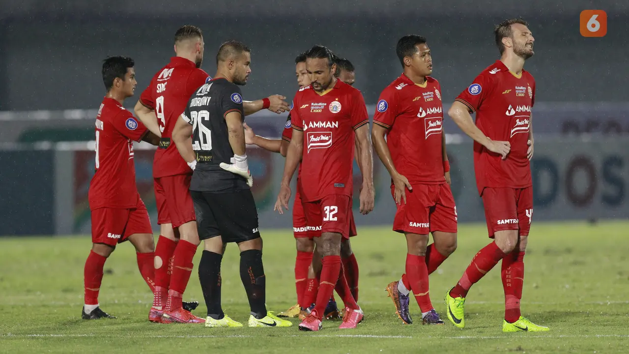 Foto: Kekecewaan Pemain Persija Jakarta Usai Kembali Gagal Menang di BRI Liga 1