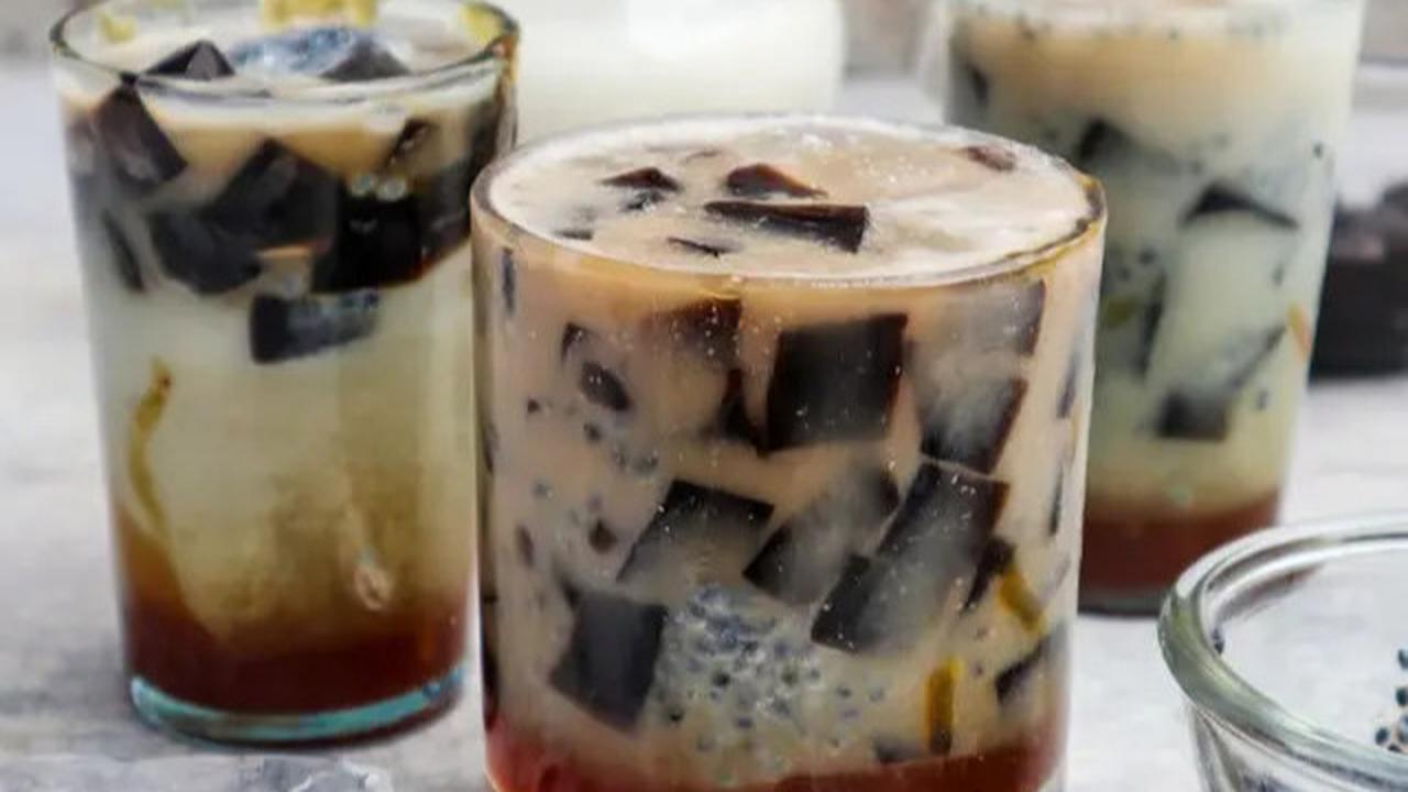 11 Resep Es Nutrijel Cincau yang Segarnya Bikin Nagih, Cocok untuk Menu Buka Puasa