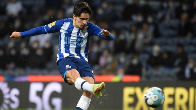 Gelandang muda FC Porto, Vitinha.