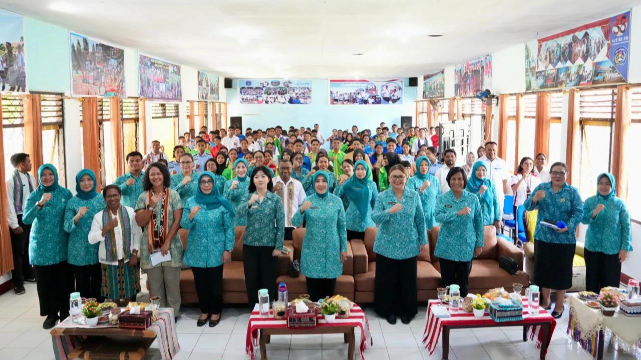 Ketum TP PKK Ajak Pelajar Alor Tingkatkan Kesadaran Pelindungan Perempuan dan Anak