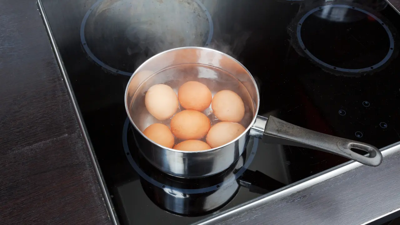 merebus telur