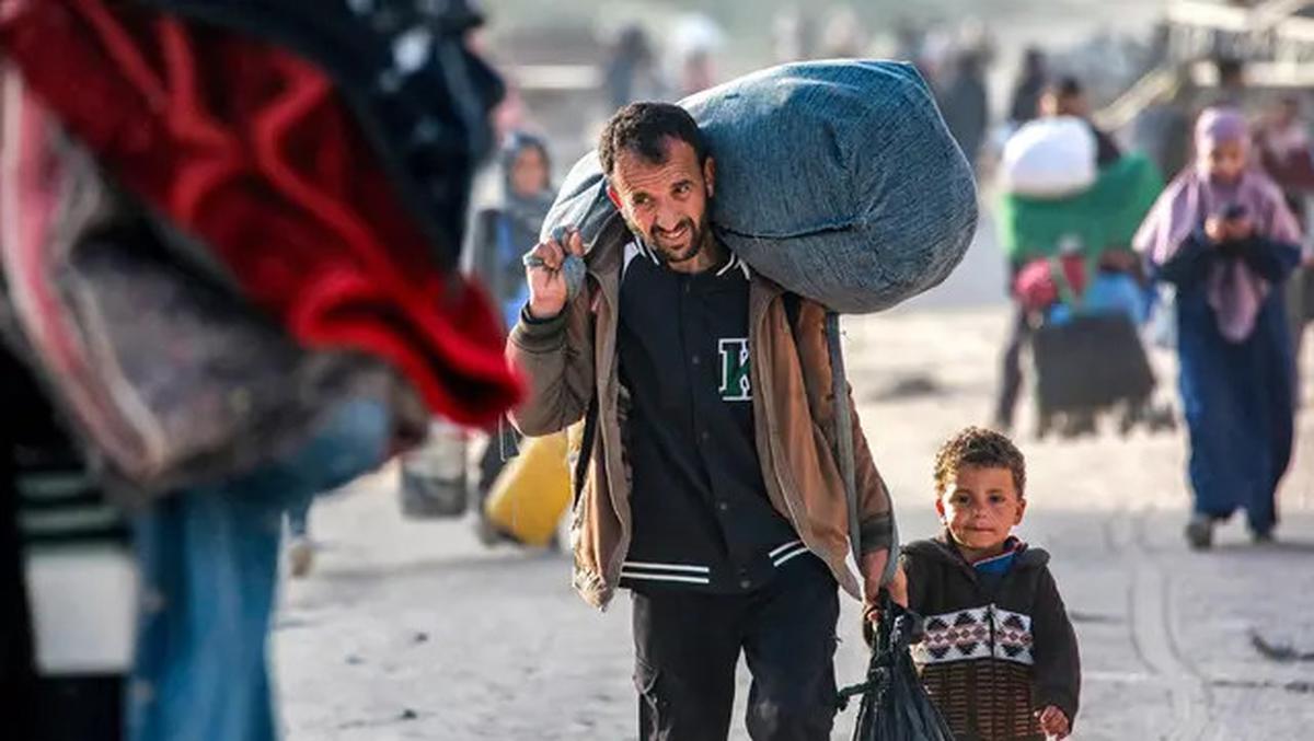Israel Kembali Serang Gaza, Warga Balik Mengungsi