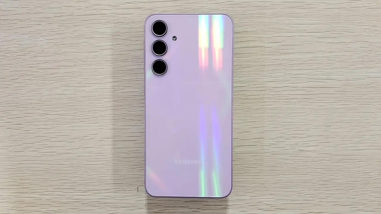 Desain Galaxy A35 5G