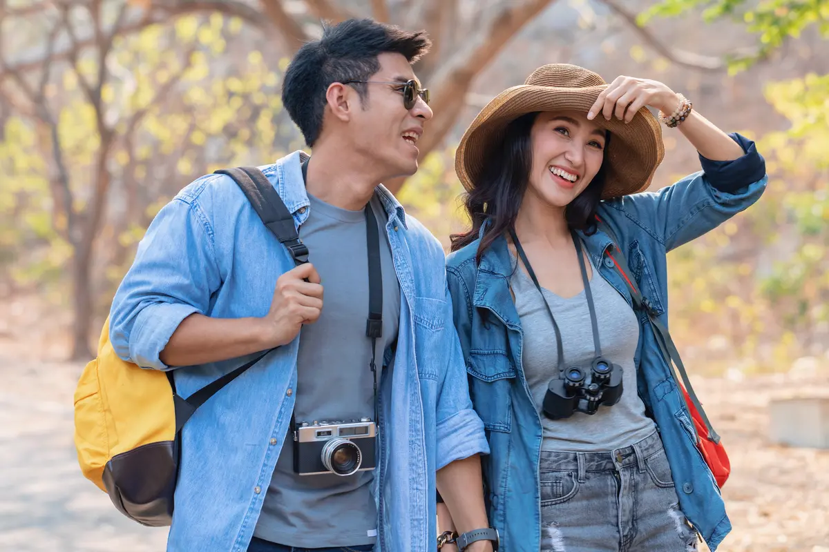 pasangan cinta