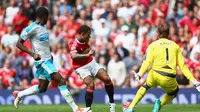 Bukti Kuat Depay Tampil Buruk Lawan Newcastle