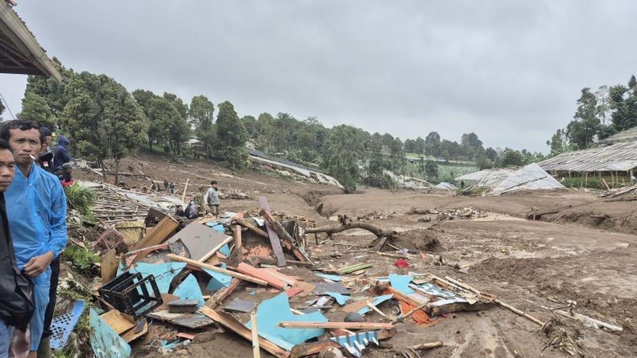 Pencarian Korban Longsor Bandung Barat Terus Berlanjut, Puluhan Warga Masih Hilang