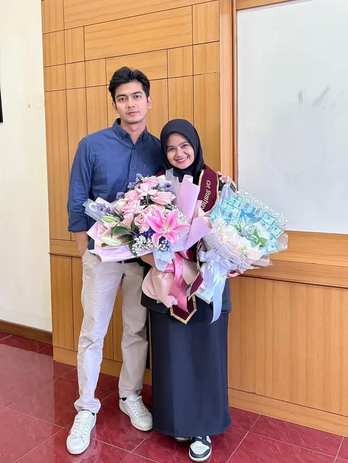 Foto Adik Kandung Tengku Ryan Lulus S2 IPB, Inspiratif Bikin Bangga