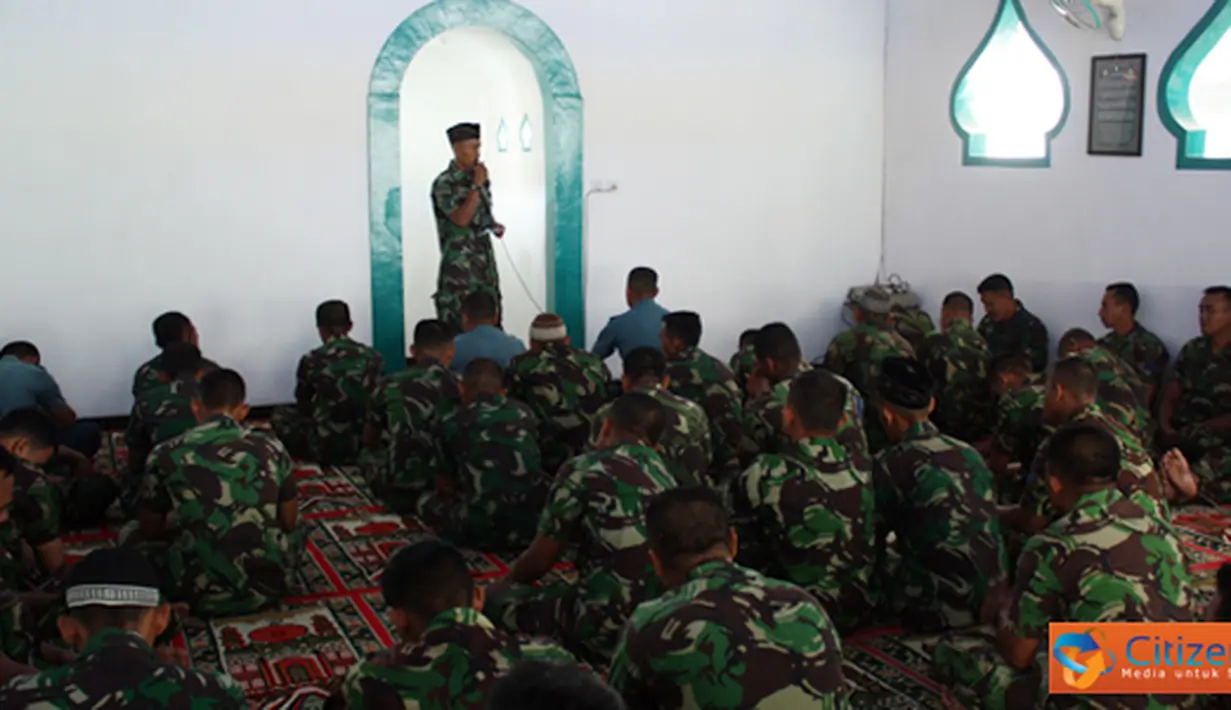 Citizen6, Surabaya: Dalam kegiatan Kultum ini, untuk penceramah di pimpin oleh Anggota Batalyon Howitzer-1 Mar, dan dilakukan secara bergantian pada tiap harinya, dengan tema berbeda pula. (Pengirim: Budi Abdillah).