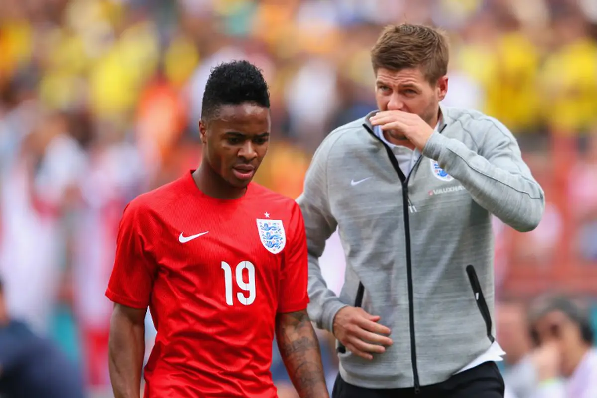 Steven gerrard kritik Raheem Sterling