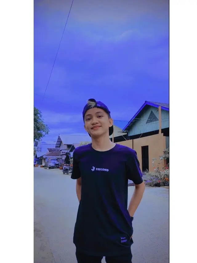 Wahu Kadeo, kekasih Dini LIDA.