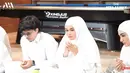 Aurel Hermansyah dan Atta Halilintar menggelar pengajian sebelum berangkat ke Tanah Suci untuk menunaikan ibadah haji. (Foto: YouTube/ AH)