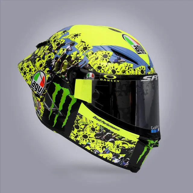 Helm Valentino Rossi untuk Balapan MotoGP Emilia Romagna