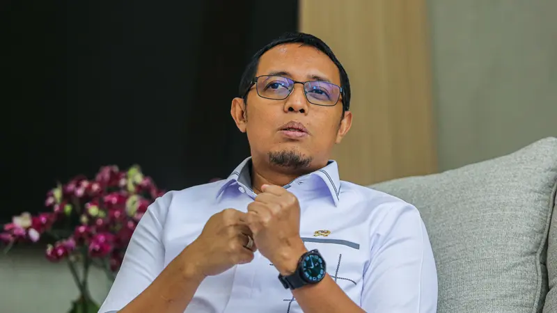 Mundur dari Kepala Komunikasi Kepresidenan, Hasan Nasbi Bersedia Bantu  Proses Transisi - News Liputan6.com