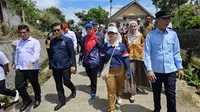 Wamen Stella Terpukau Saat Datangi Lahan SMA Garuda Baru di Bengkulu