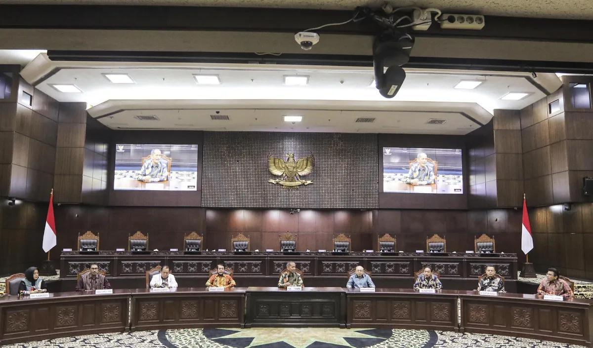 Suhartoyo juga berjanji akan memberikan pendapat resmi terkait Anwar Usman usai dilantik pada Senin 13 November 2023.<br>