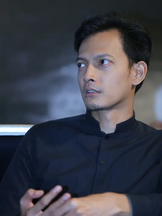 Tidak hanya tambahan ilmu agama, dan pengalaman spiritual, beradu akting dengan beberapa bintang baru menjadikan tambahan ilmu. Seperti main dengan Chelsea Islan dan Tatjana Saphira. (Adrian Putra/Bintang.com)