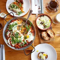 5 hidangan yang cocok disantap untuk kamu yang sering melewatkan sarapan. (Via: previewchicago.com)