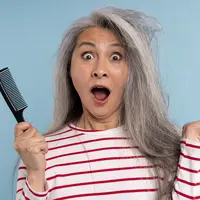 Mengenal fakta munculnya uban di usia 40-an. (Foto/Dok: freepik.com)