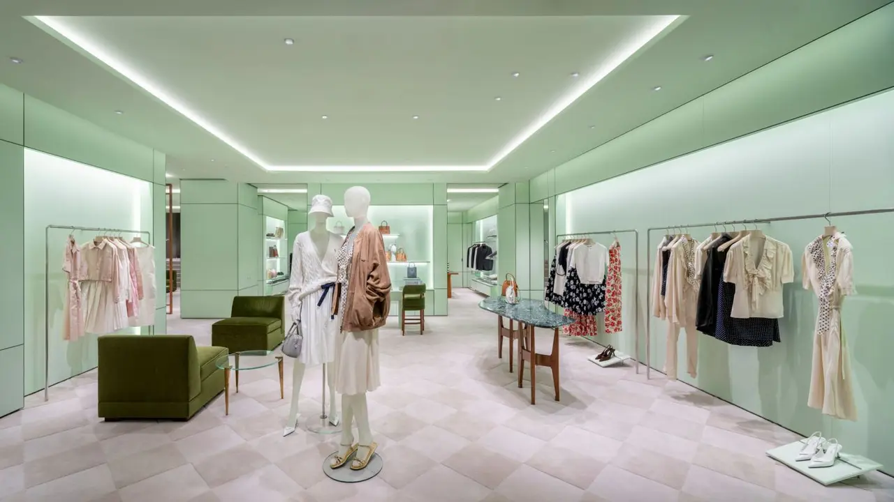 Prada Paragon Boutique Singapura