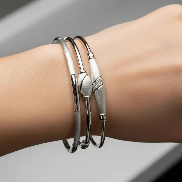 9 Model Gelang Keroncong Emas Putih Terbaru, Tampil Elegan