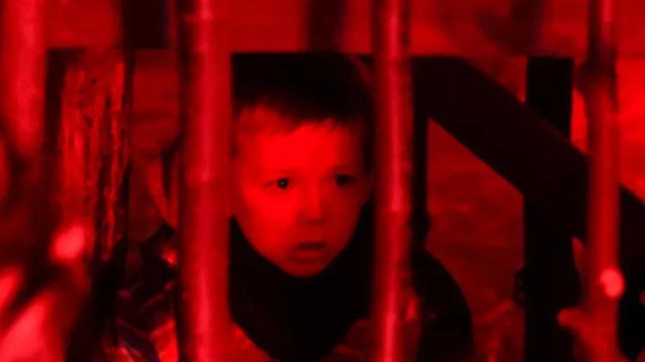 Ini adalah cara untuk mengajarkan anak-anak tentang konsekuensi dari perilaku buruk.