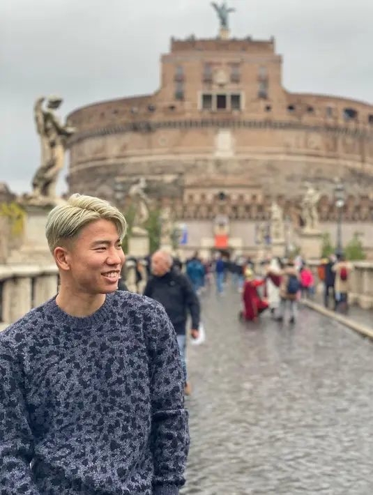 Takuma Asano sekarang sudah mengoleksi total 38 caps bagi timnas Jepang, dan golnya ke gawang Jerman itu merupakan gol kedelapannya untuk The Samurai Blue.  (FOTO: instagram.com/asatakugram/)