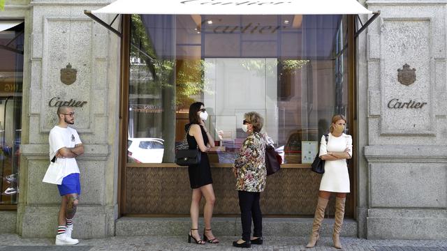 Ceko Secara Besar-besaran Melonggarkan Pembatasan