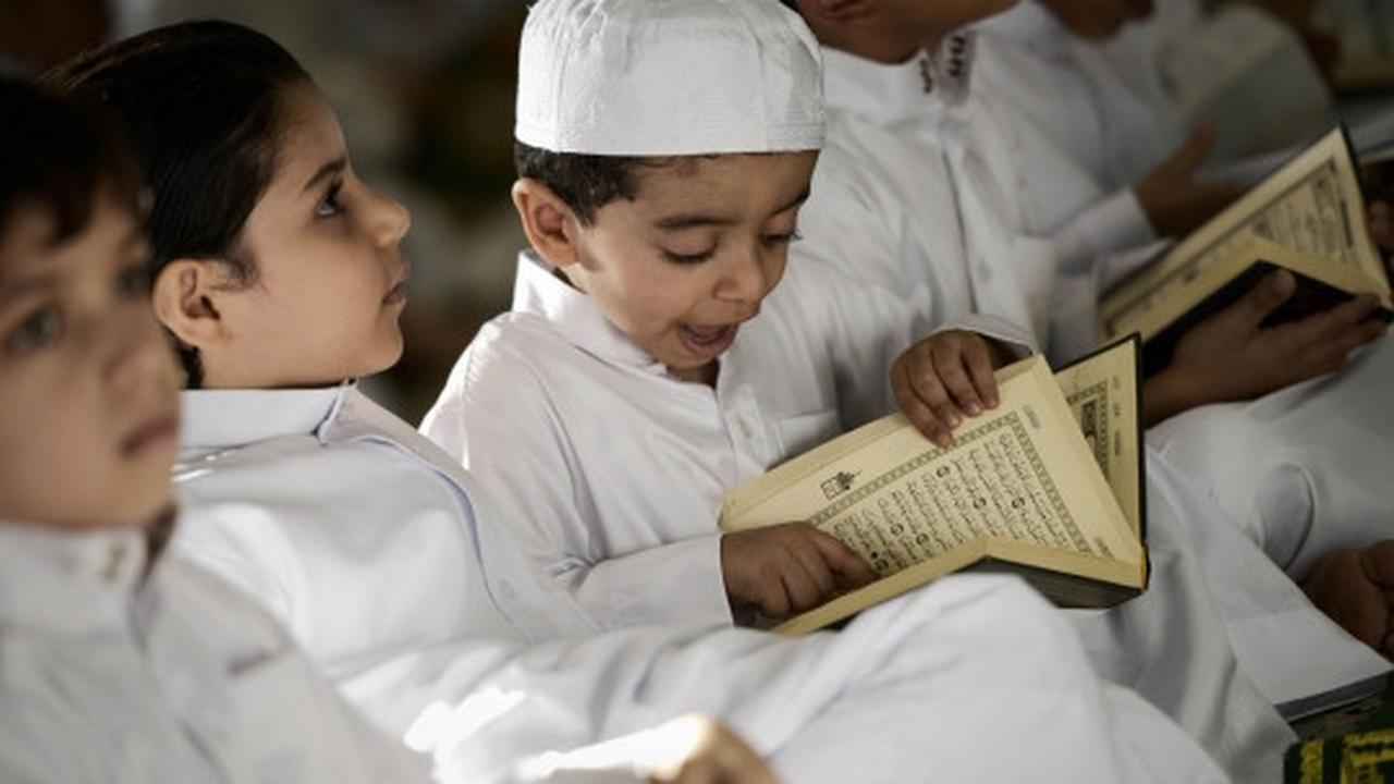 Keceriaan bocah di Bahrain belajar baca Alquran
