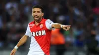 Manchester United dan Tottenham Hotspurs dilaporkan bergabung dengan Arsenal untuk memperebutkan tanda tangan Joao Moutinho