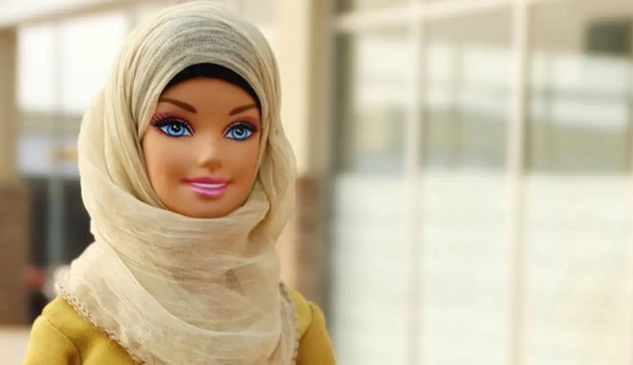 Berdasarkan foto-foto dari akun @hijarbie, ragam gaya boneka Barbie tampil mengenakan jilbab. Hijarbie merupakan gabungan dari kata Hijab dan Barbie. (instagram.com/hijarbie) 