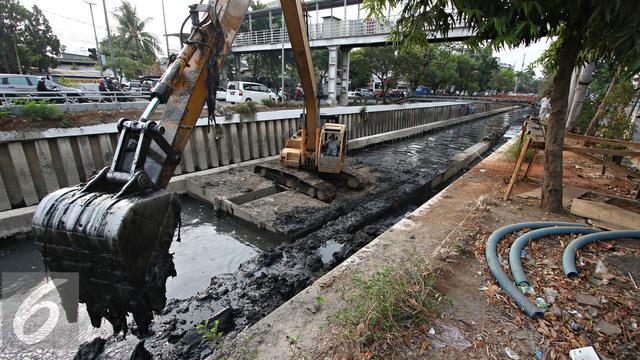 Jakarta Dikepung Sampah di Musim Hujan Ini Kata Ahok 