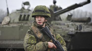 FOTO: Latihan Militer Rusia di Tengah Ketegangan dengan Ukraina