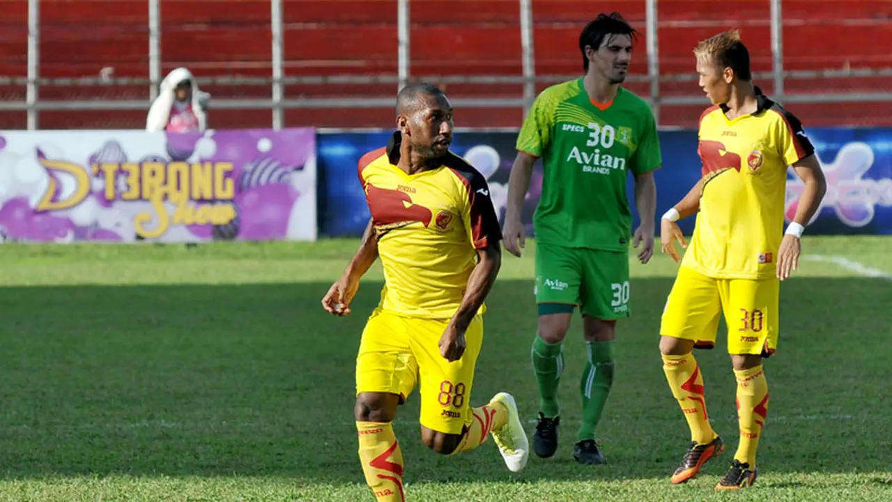Duel Persebaya vs Sriwijaya FC berakhir imbang 1-1