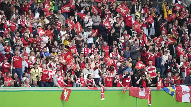 Foto: Sempat Kesulitan dan Tertinggal Dua Gol, Arsenal Bangkit dan Samakan Kedudukan di Semifinal Liga Champions Wanita