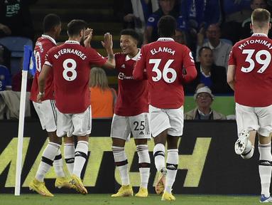Manchester United berhasil mencatatkan tiga kali kemenangan beruntun di Liga Inggris 2022/2023 saat bertamu ke markas Leicester, Jumat (02/08/2022) dini hari WIB. (AP/Rui Vieira)