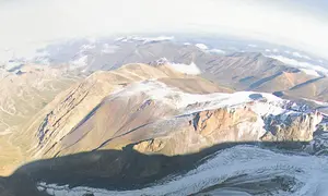 Gunung Elbrus di rusia. (Dok: Thomas Senf / Euro-Newsroom/sportsandnews / AFP)