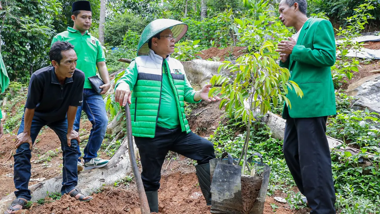 Plt Ketua Umum Partai Persatuan Pembangunan (PPP) Muhamad Mardiono di Desa Karanggintung, Kecamatan Kemranjen, Kabupaten Banyumas, Jawa Tengah (Istimewa)