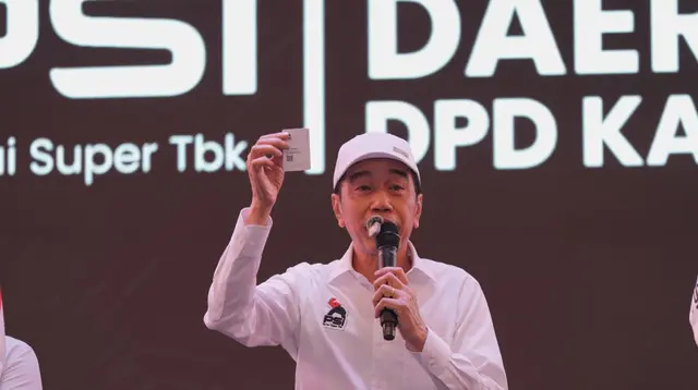 Jokowi Ungkap Alasan Baru Tunjukkan KTA PSI