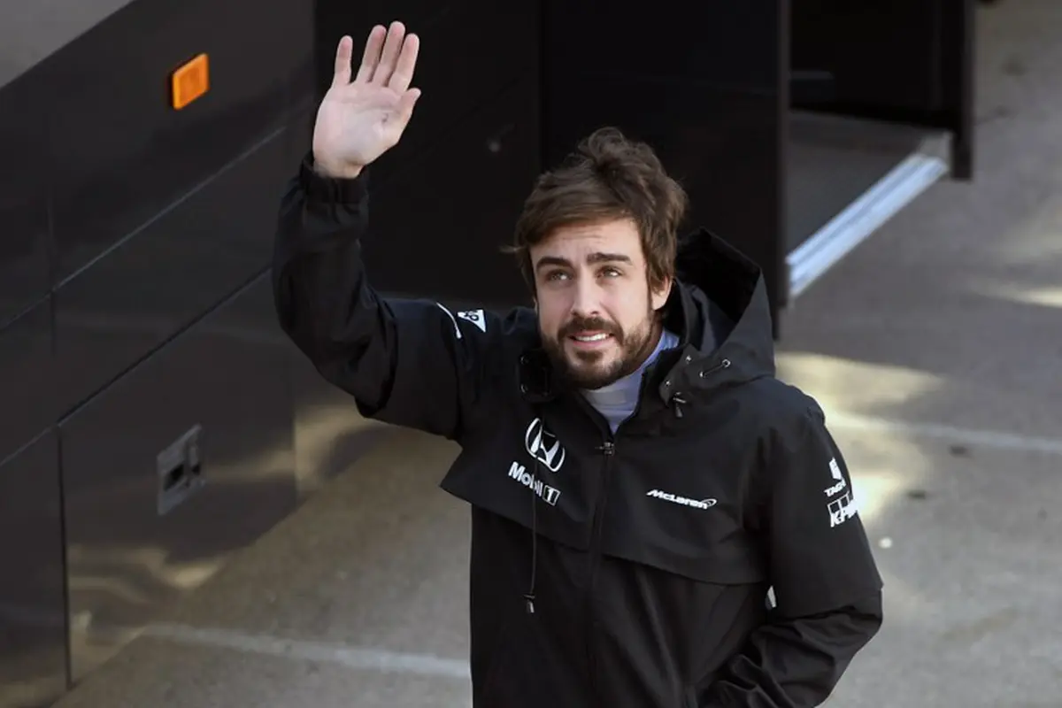 Pembalap McLaren Fernando Alonso