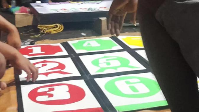 Polisi Diduga Jadi Bandar Judi di Rumah Duka, Warga Ngamuk hingga Tahan Mobil