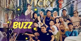 Liburan bersama, Angel Lelga dan Vicky Prasetyo makin mesra.