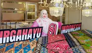 Potret Tasyi Athasyia Raih Rekor MURI Kue Terbesar Bermotif Batik