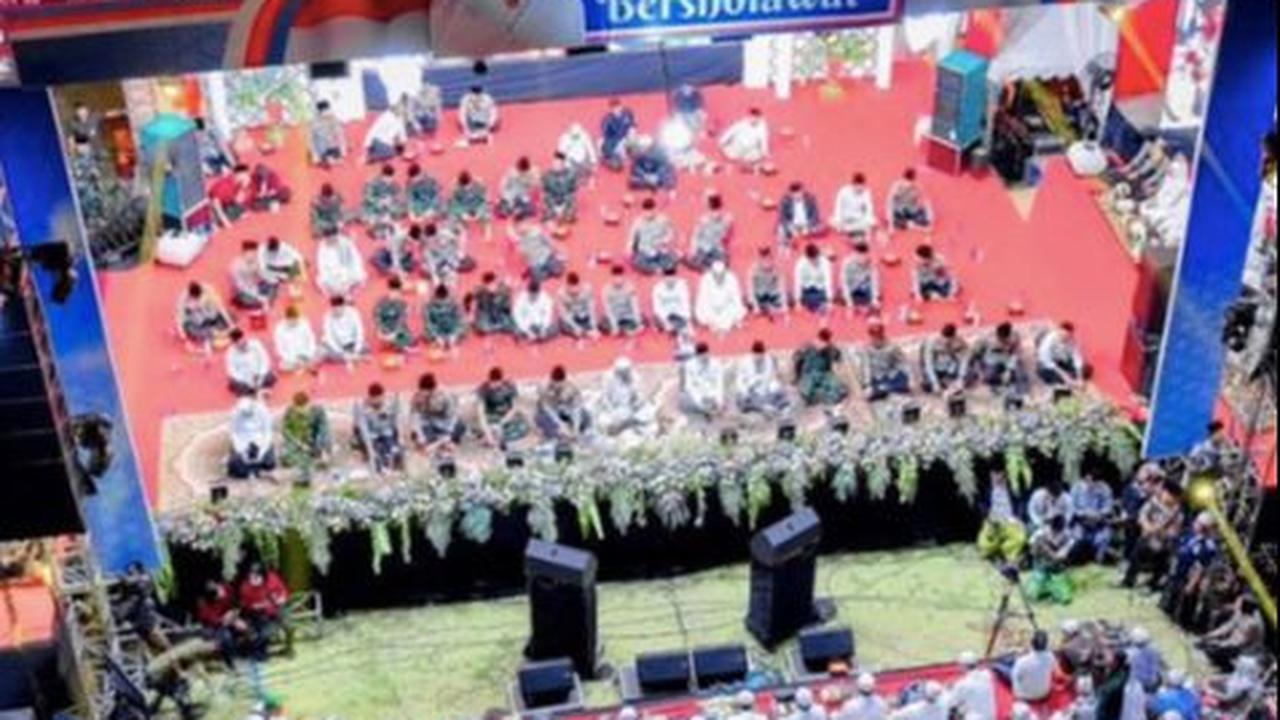 Momen Jenderal Kakak Adik Sholawatan Bareng