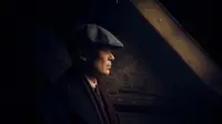 Cillian Murphy sebagai Thomas Shelby di Peaky Blinders. (Foto: Matt Squire via Netflix)