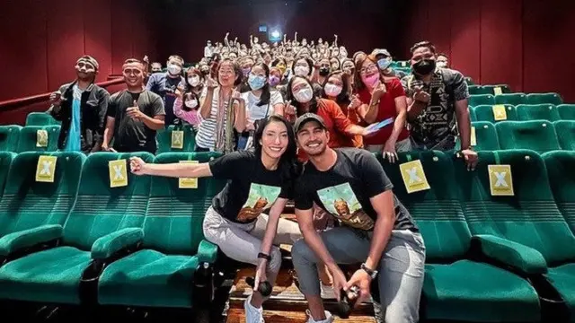 [Fimela] Tyas Mirasih dan Tengku Tezi