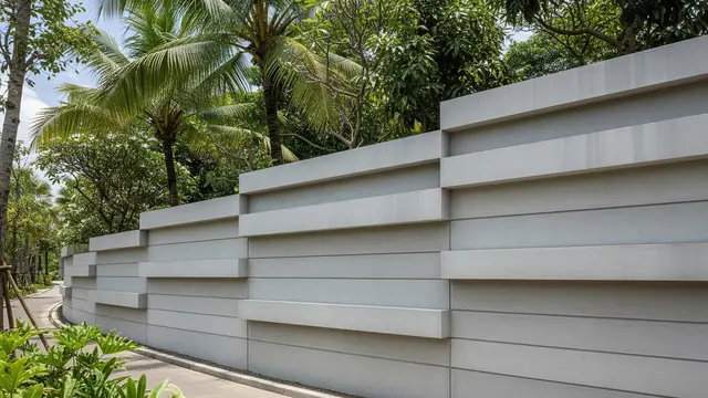 Model Pagar Beton Tinggi untuk Privasi Maksimal
